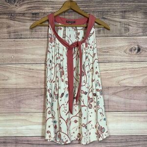 Pithecanthropus Floral‎ Top